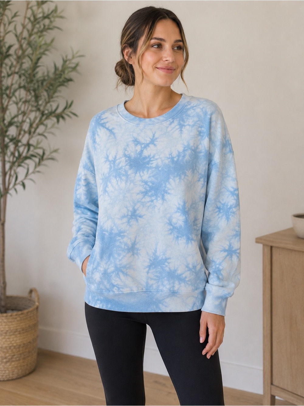 All in Motion Blue Tie-Dye Pullover Sweatshirt with Pockets XXL